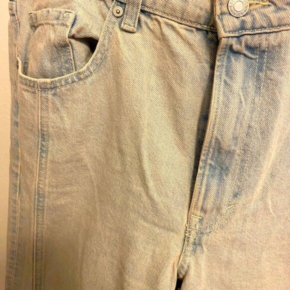 Light Blue Womens barrel Jeans - Picture 2 of 4